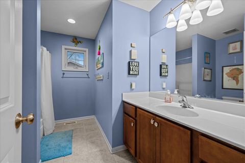 Tiny photo for 710 N Van Buren Street, Batavia, IL 60510 (MLS # 12521576)