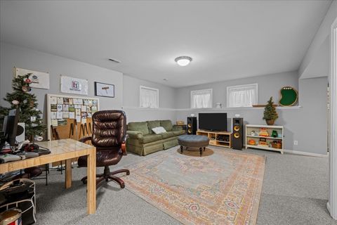 Tiny photo for 710 N Van Buren Street, Batavia, IL 60510 (MLS # 12521576)