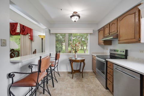 Tiny photo for 1285 Oak Hill Road #D, Lake Barrington, IL 60010 (MLS # 12716299)
