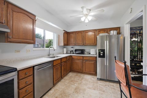 Tiny photo for 1285 Oak Hill Road #D, Lake Barrington, IL 60010 (MLS # 12716299)