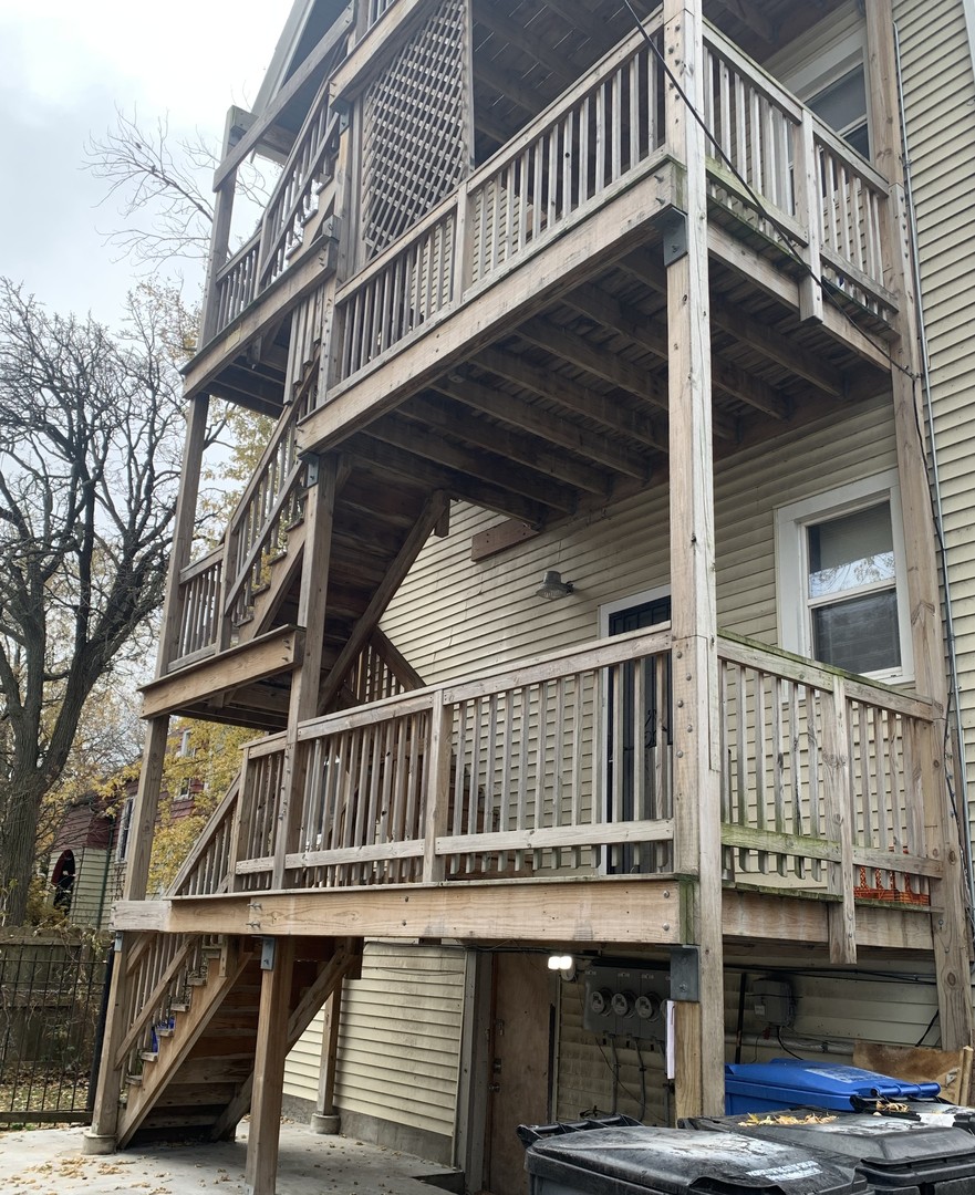 7749 S Muskegon Avenue