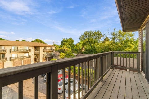 Tiny photo for 1820 W Highland Avenue #D, Elgin, IL 60123 (MLS # 12769255)