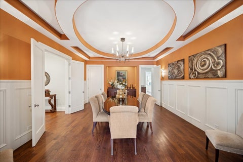 Tiny photo for 24 Bridlewood Road, Northbrook, IL 60062 (MLS # 12714458)