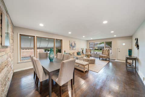 Tiny photo for 4945 N Neva Avenue, Chicago, IL 60656 (MLS # 12693704)
