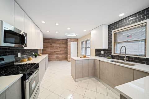 Tiny photo for 4945 N Neva Avenue, Chicago, IL 60656 (MLS # 12693704)