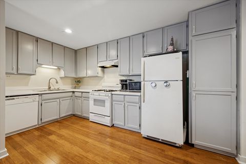 Tiny photo for 1041 W Ogden Avenue #320, Naperville, IL 60563 (MLS # 12515071)