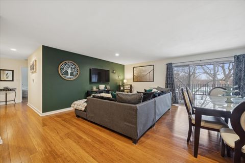 Tiny photo for 1041 W Ogden Avenue #320, Naperville, IL 60563 (MLS # 12515071)