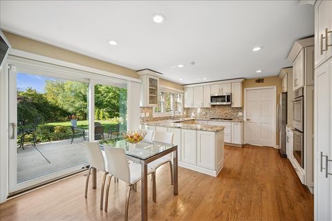 Tiny photo for 2130 Magnolia Lane, Highland Park, IL 60035 (MLS # 12505194)