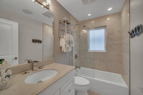 Tiny photo for 4304 N Overhill Avenue, Norridge, IL 60706 (MLS # 12746865)