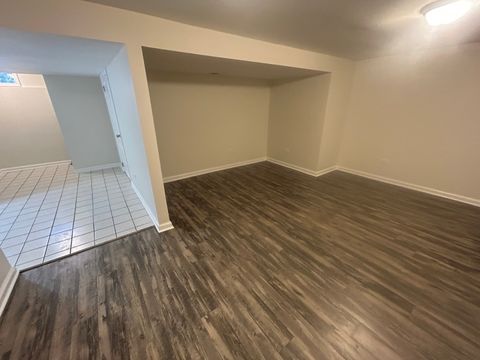 Tiny photo for 16550 Elm Court, South Holland, IL 60473 (MLS # 12485984)