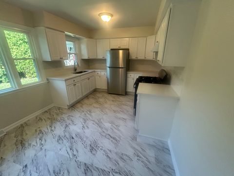 Tiny photo for 16550 Elm Court, South Holland, IL 60473 (MLS # 12485984)