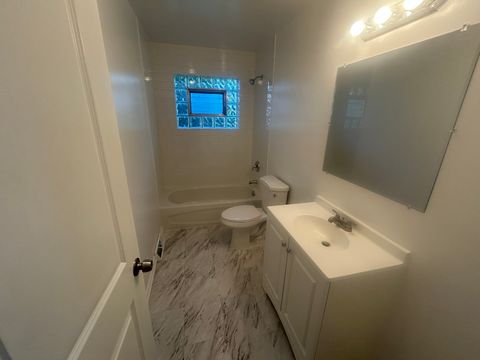 Tiny photo for 16550 Elm Court, South Holland, IL 60473 (MLS # 12485984)