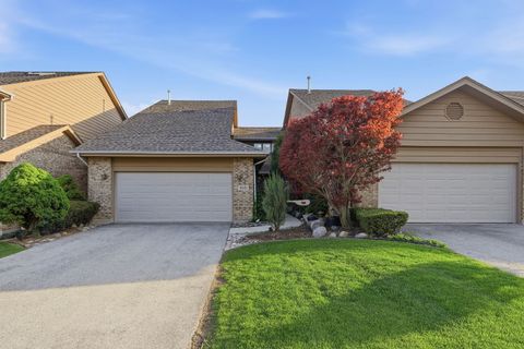 Photo of 9081 Del Prado Drive, Palos Hills, IL 60465 (MLS # 12627943)