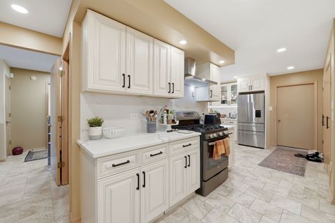 Tiny photo for 9081 Del Prado Drive, Palos Hills, IL 60465 (MLS # 12627943)
