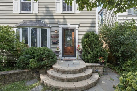 Photo of 1923 Warren Street, Evanston, IL 60202 (MLS # 12751244)