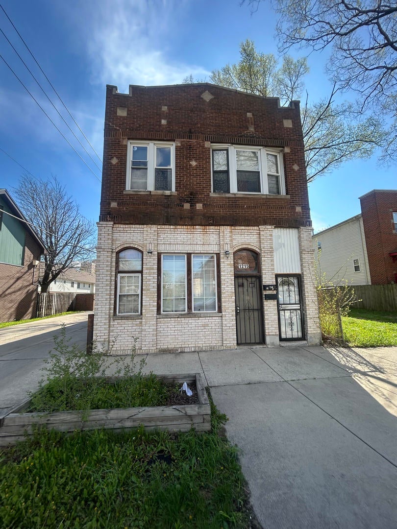 Photo 1 of 4 — 1215 S Spaulding Avenue, Chicago, IL 60623