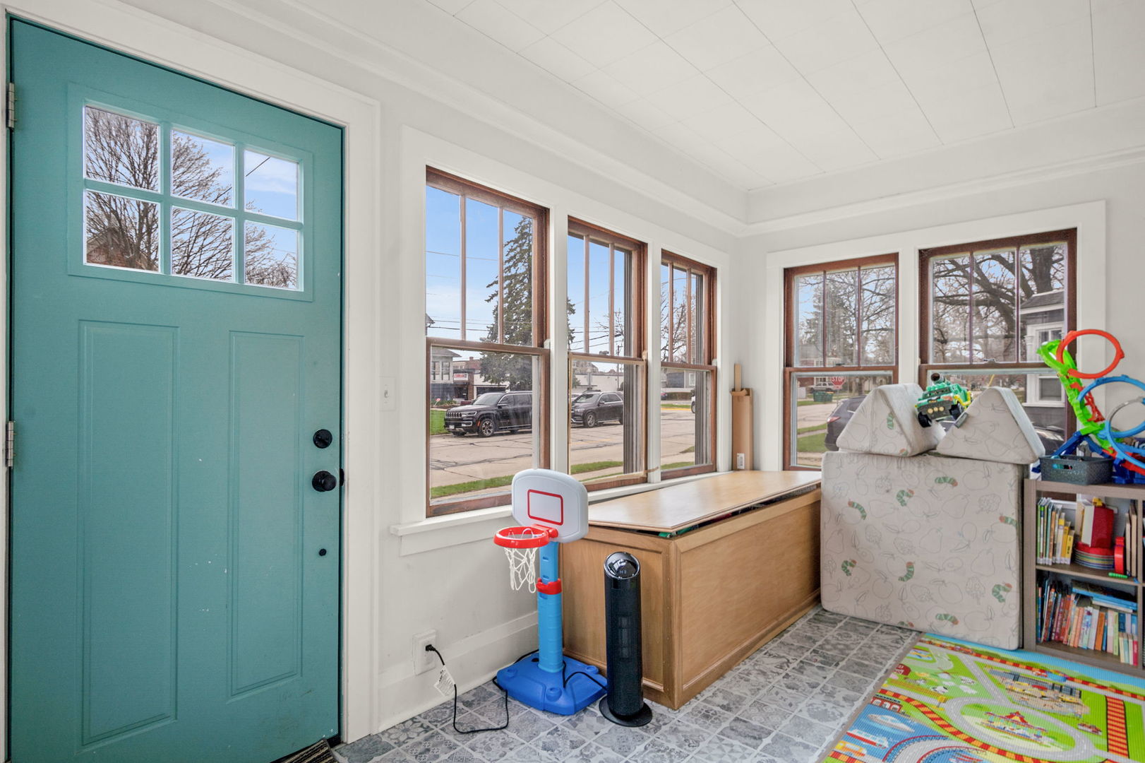 412 W High Street