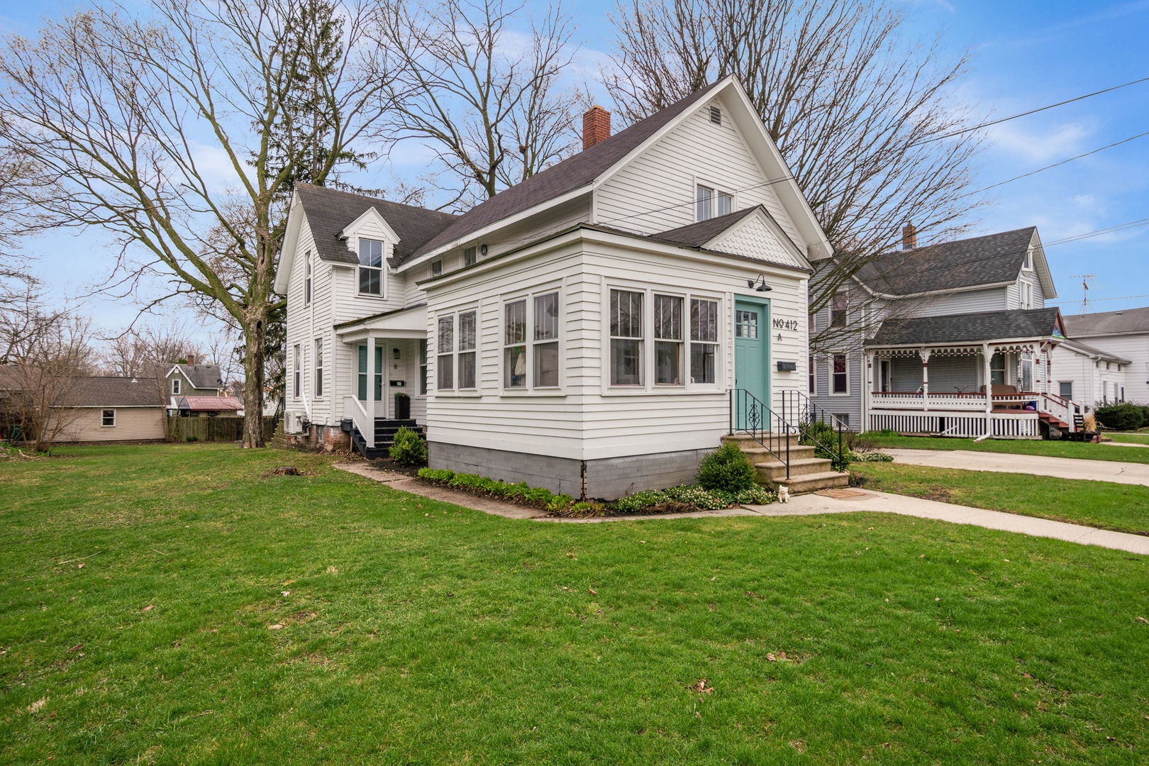 412 W High Street