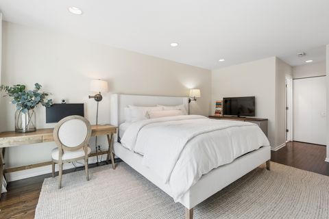 Tiny photo for 1706 N Bissell Street, Chicago, IL 60614 (MLS # 12708244)