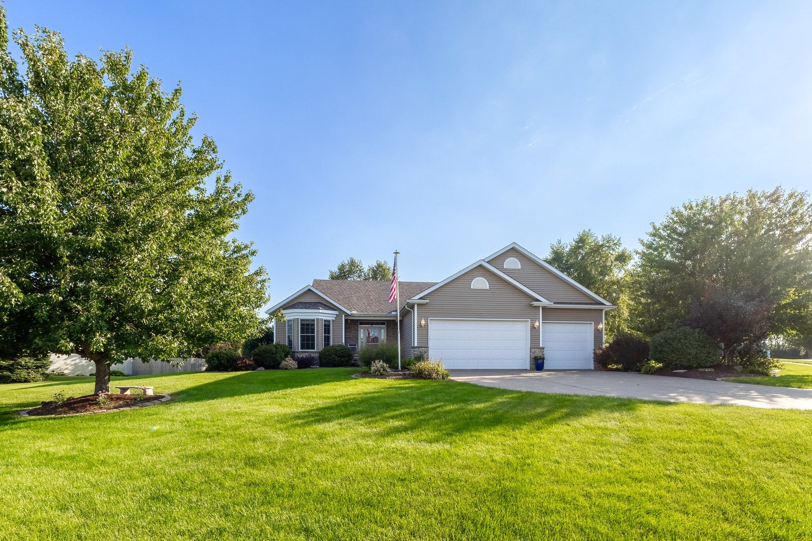 414 Fenceline Drive