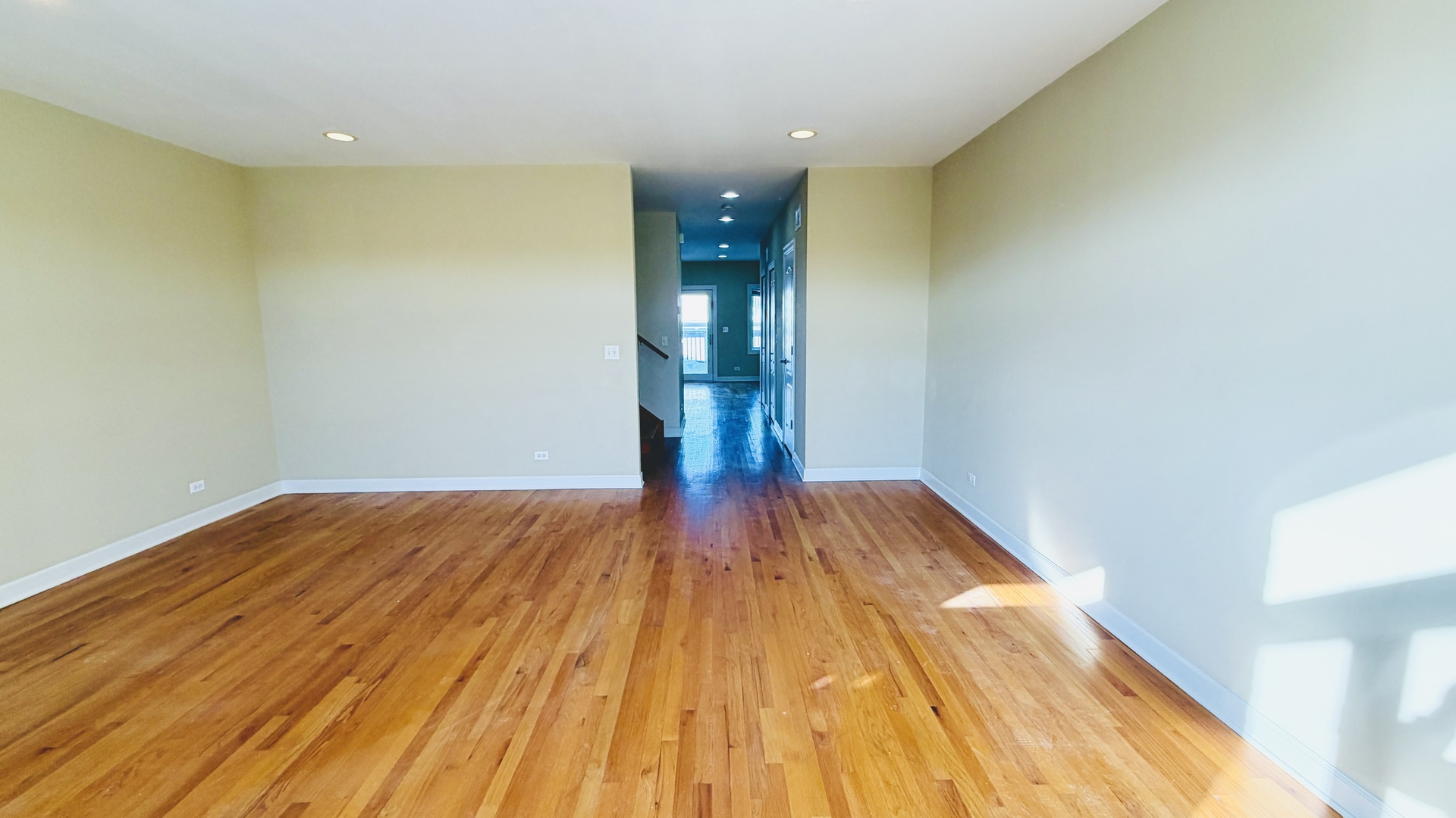 4166 S Emerald Street