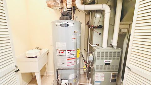 Tiny photo for 4166 S Emerald Street, Chicago, IL 60609 (MLS # 12557307)