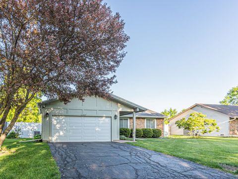 Tiny photo for 1145 N Thackeray Drive, Palatine, IL 60067 (MLS # 12647067)