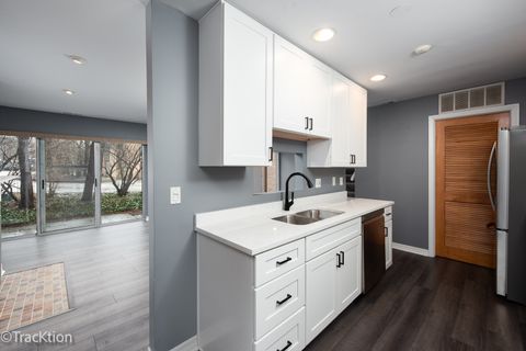 Tiny photo for 5919 Oakwood Drive #141F, Lisle, IL 60532 (MLS # 12592485)