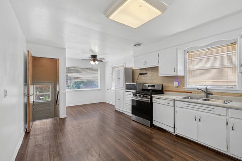 Tiny photo for 10553 S Calumet Avenue, Chicago, IL 60628 (MLS # 12668272)