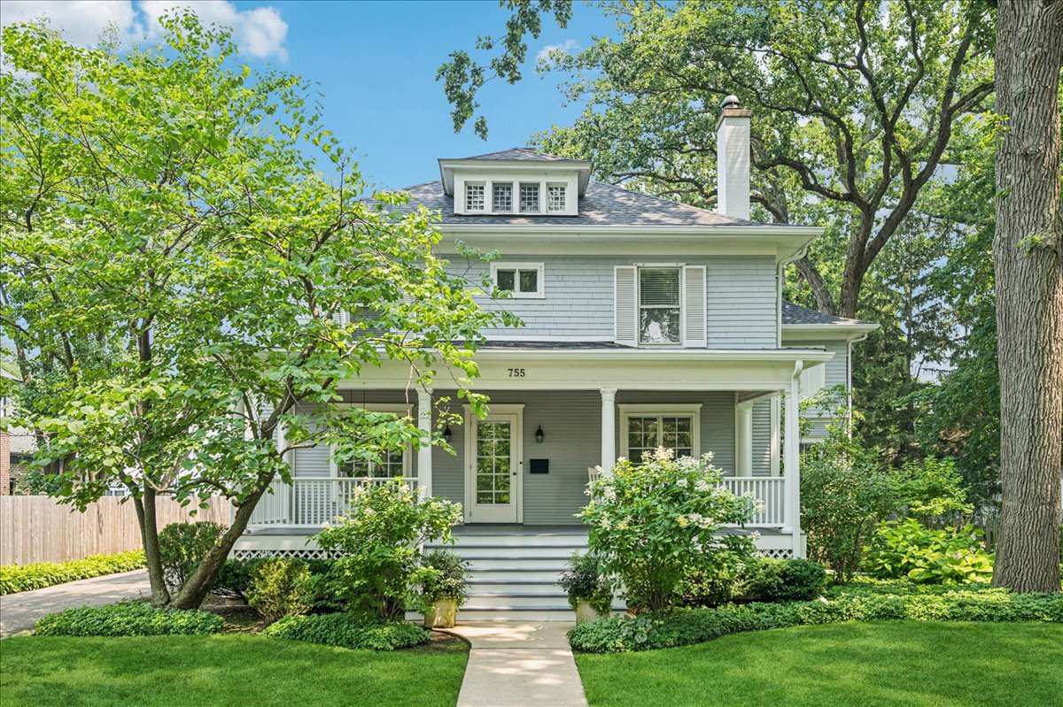 755 Lincoln Avenue