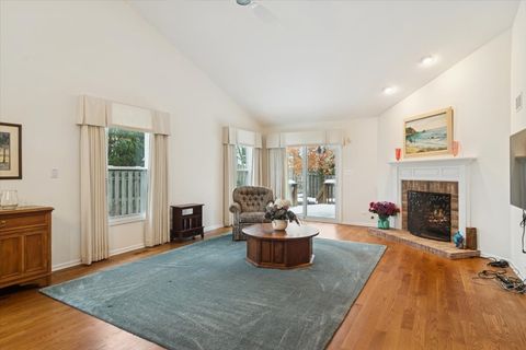 Tiny photo for 472 Park Barrington Drive, Barrington, IL 60010 (MLS # 12529451)