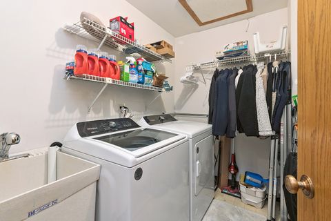 Tiny photo for 13332 S Oakview Court #V4, Palos Heights, IL 60463 (MLS # 12466319)