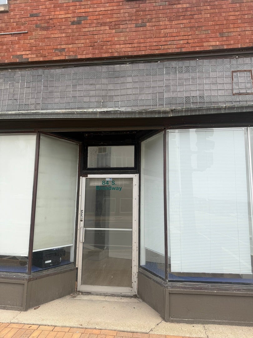 82-84 S Broadway