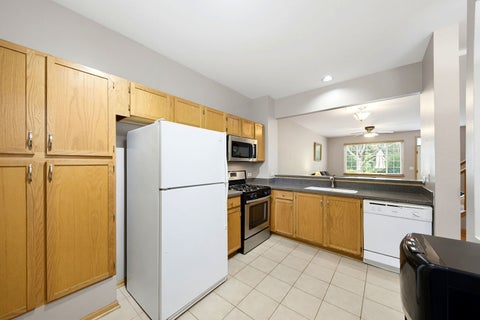 Tiny photo for 7411 Grandview Court, Carpentersville, IL 60110 (MLS # 12752931)