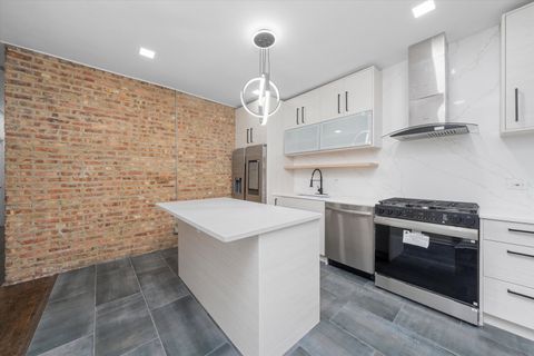 Tiny photo for 4734 S Saint Lawrence Avenue #1N, Chicago, IL 60615 (MLS # 12468440)