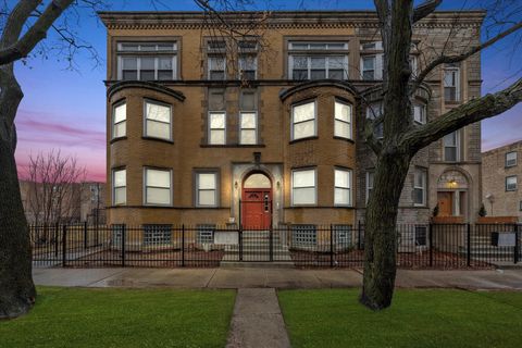 Photo of 4734 S Saint Lawrence Avenue #1N, Chicago, IL 60615 (MLS # 12468440)