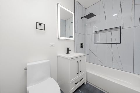 Tiny photo for 4734 S Saint Lawrence Avenue #1N, Chicago, IL 60615 (MLS # 12468440)