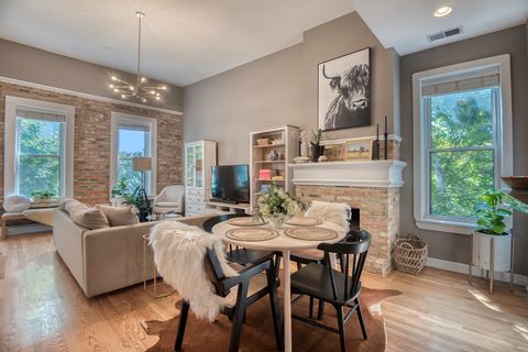 Tiny photo for 2300 N Southport Avenue #3F, Chicago, IL 60614 (MLS # 12466282)