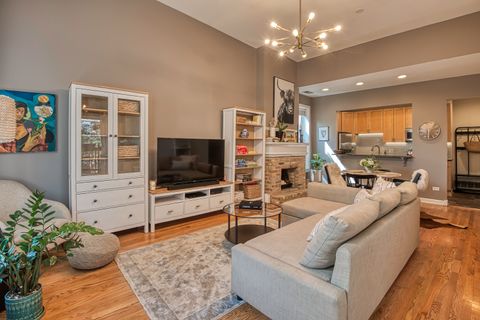 Tiny photo for 2300 N Southport Avenue #3F, Chicago, IL 60614 (MLS # 12466282)