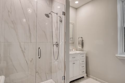 Tiny photo for 2300 N Southport Avenue #3F, Chicago, IL 60614 (MLS # 12466282)