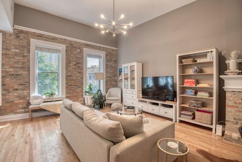 Tiny photo for 2300 N Southport Avenue #3F, Chicago, IL 60614 (MLS # 12466282)