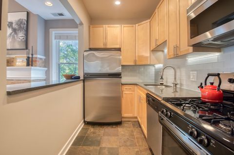 Tiny photo for 2300 N Southport Avenue #3F, Chicago, IL 60614 (MLS # 12466282)