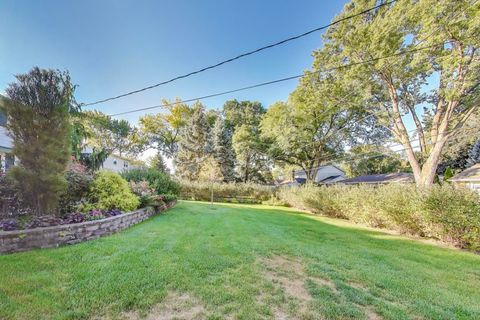 Tiny photo for 222 S Dwyer Avenue, Arlington Heights, IL 60005 (MLS # 12497659)