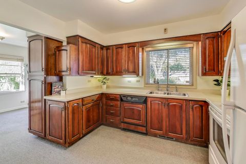 Tiny photo for 222 S Dwyer Avenue, Arlington Heights, IL 60005 (MLS # 12497659)