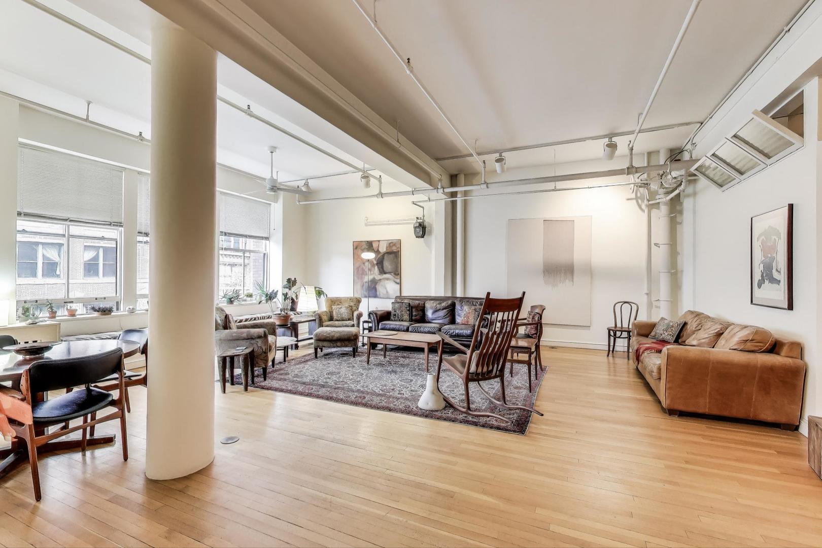 727 S Dearborn Street 311