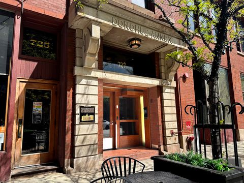 727 S Dearborn Street 311 Chicago IL 60605