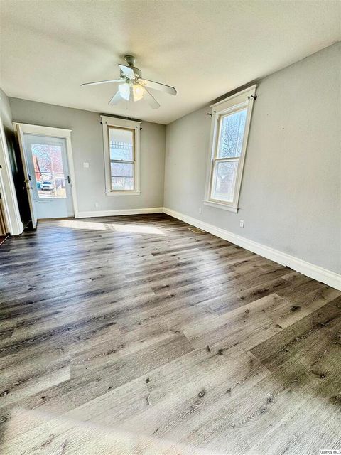 Tiny photo for 1430 College Ave, Quincy, IL 62301 (MLS # 12593149)