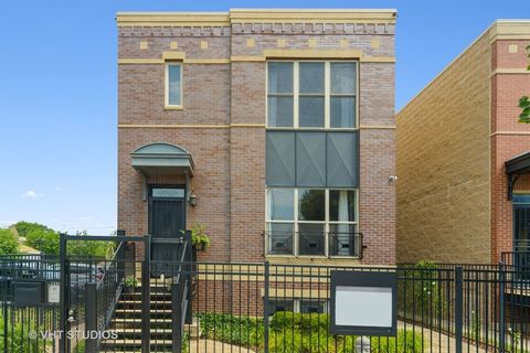 2042 W Warren Boulevard Chicago IL 60612