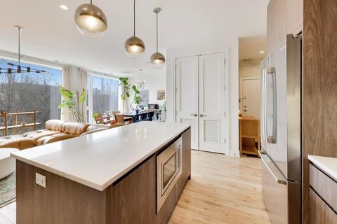 Tiny photo for 826 W Cullerton Street #2E, Chicago, IL 60608 (MLS # 12618400)