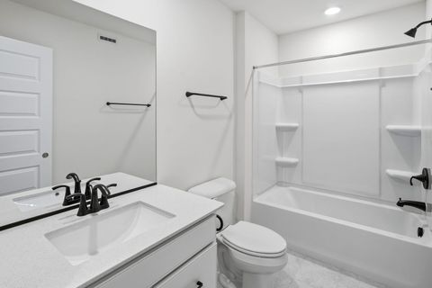 Tiny photo for 211 Steeple Bush Lane #10343, Schaumburg, IL 60193 (MLS # 12554706)